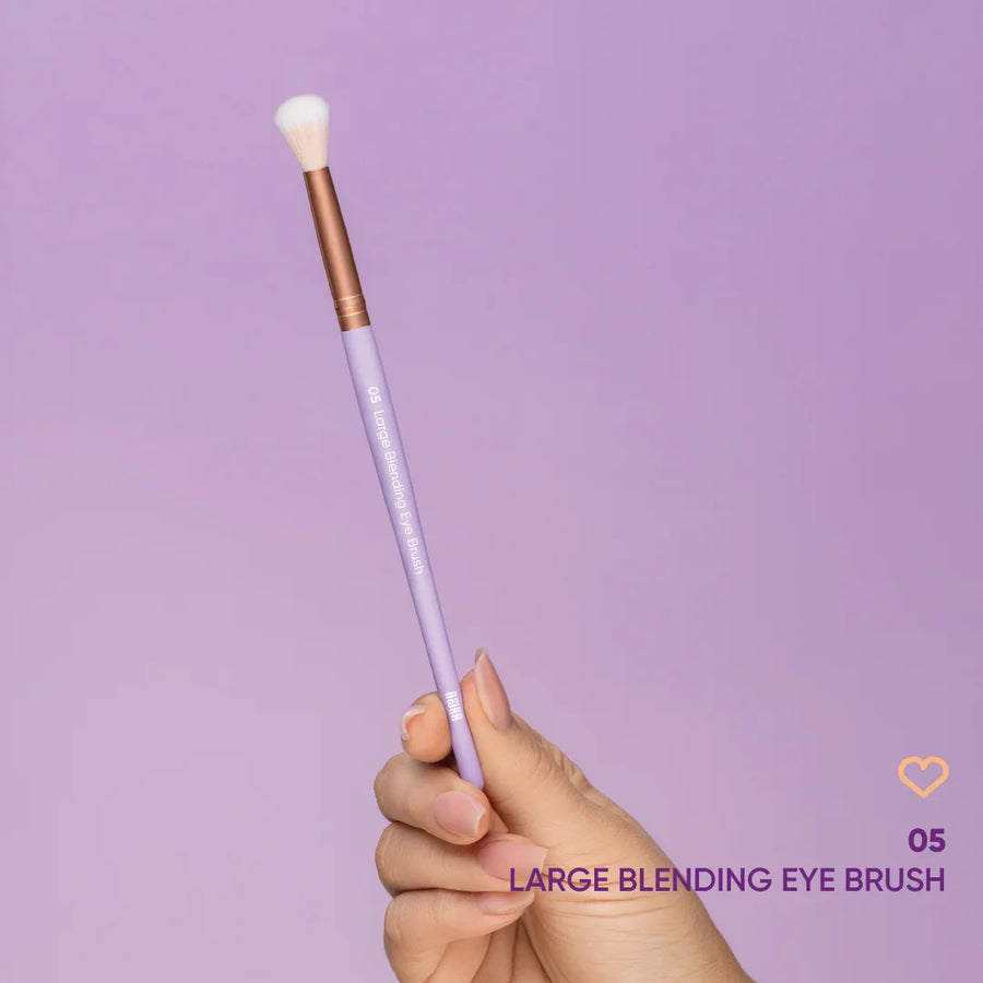 05 Large Blending Eye Brush – Pennello Occhi per Sfumatura Largo